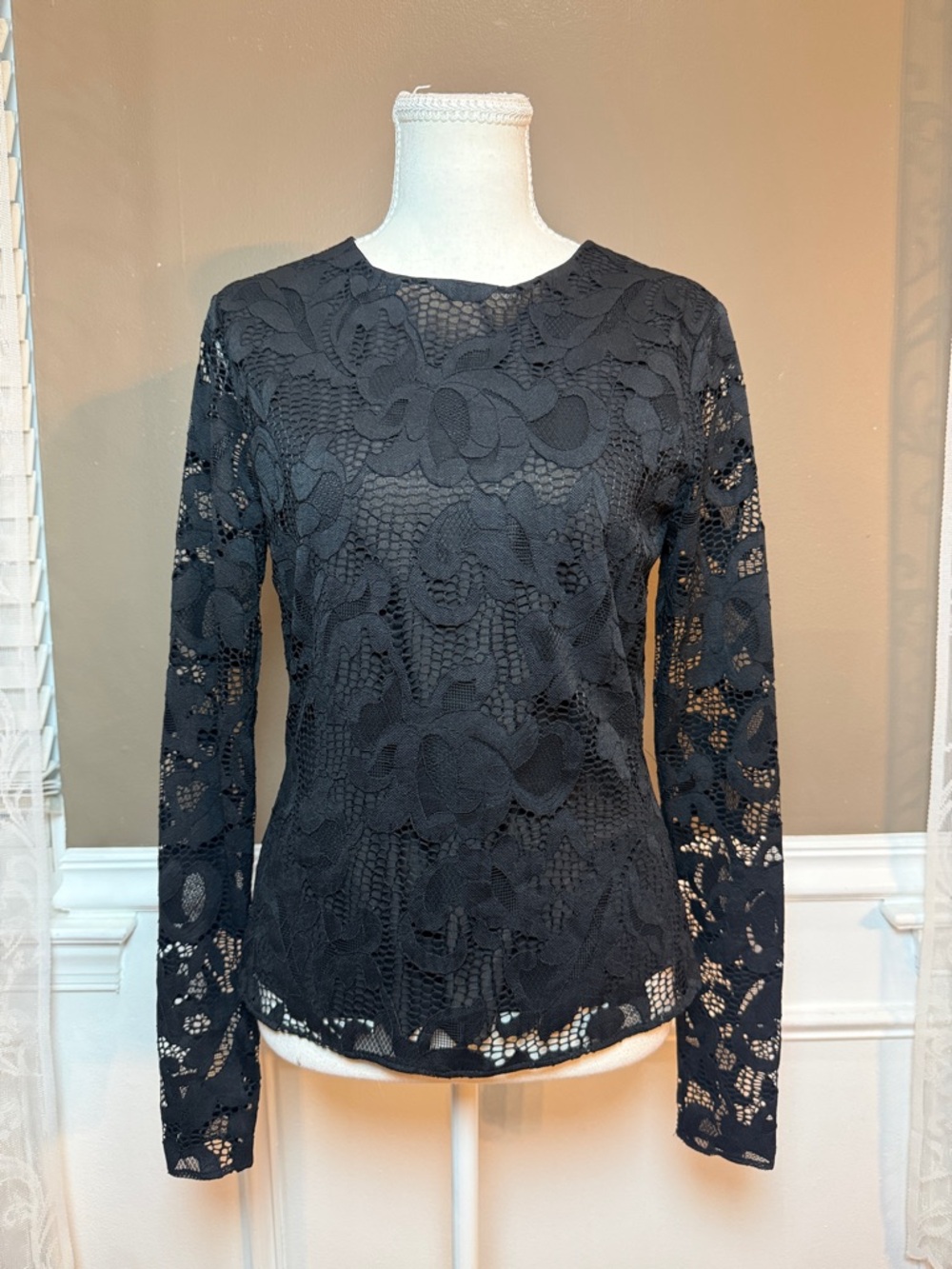 Oscar de la Renta Black Lace‎ Blouse Lined Sheer Sleeve Size 8